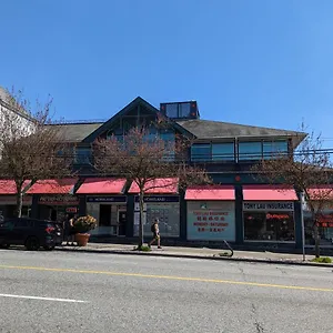 Away At Near Yvr , Vancouver Canadá