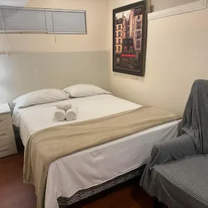 Cozy Guest Close Ubc And Downtown , Vancouver Canadá