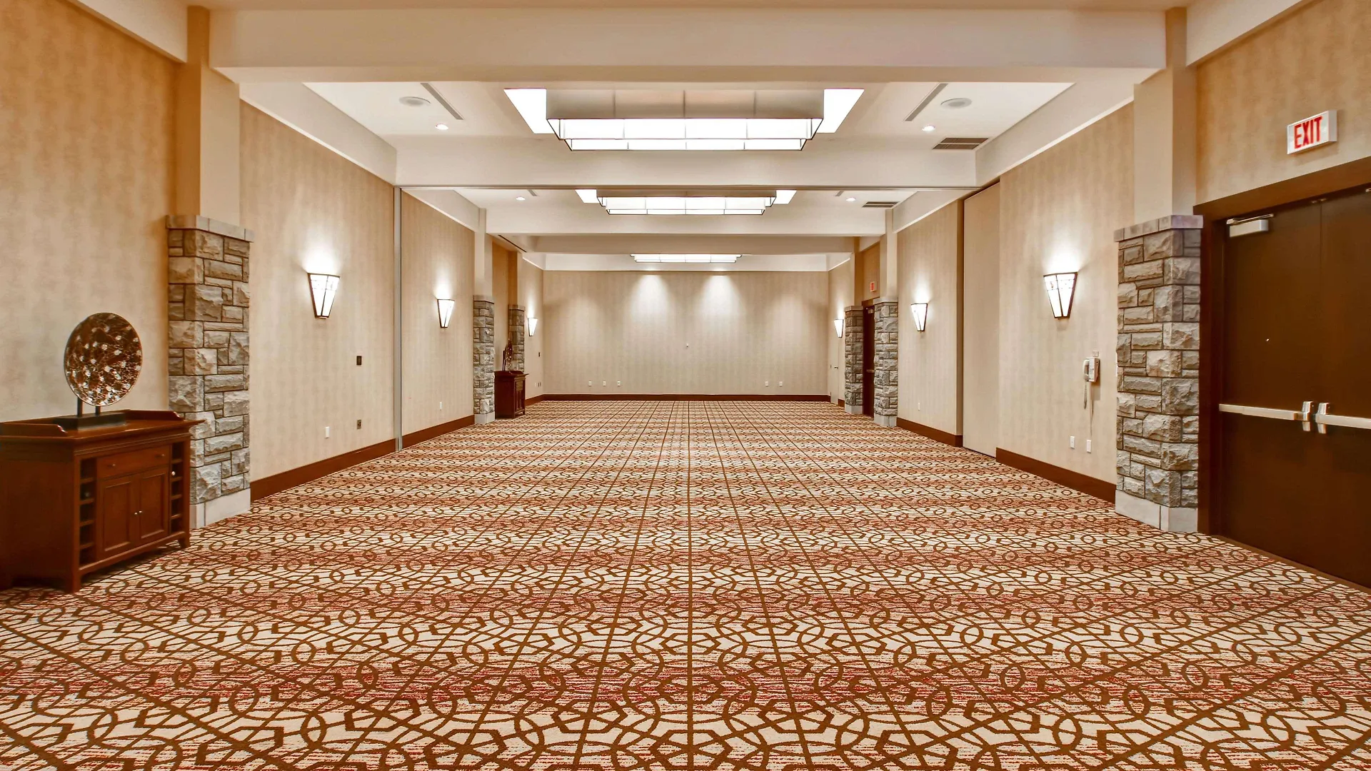 Doubletree Fallsview Resort & Spa By Hilton - Niagara Falls