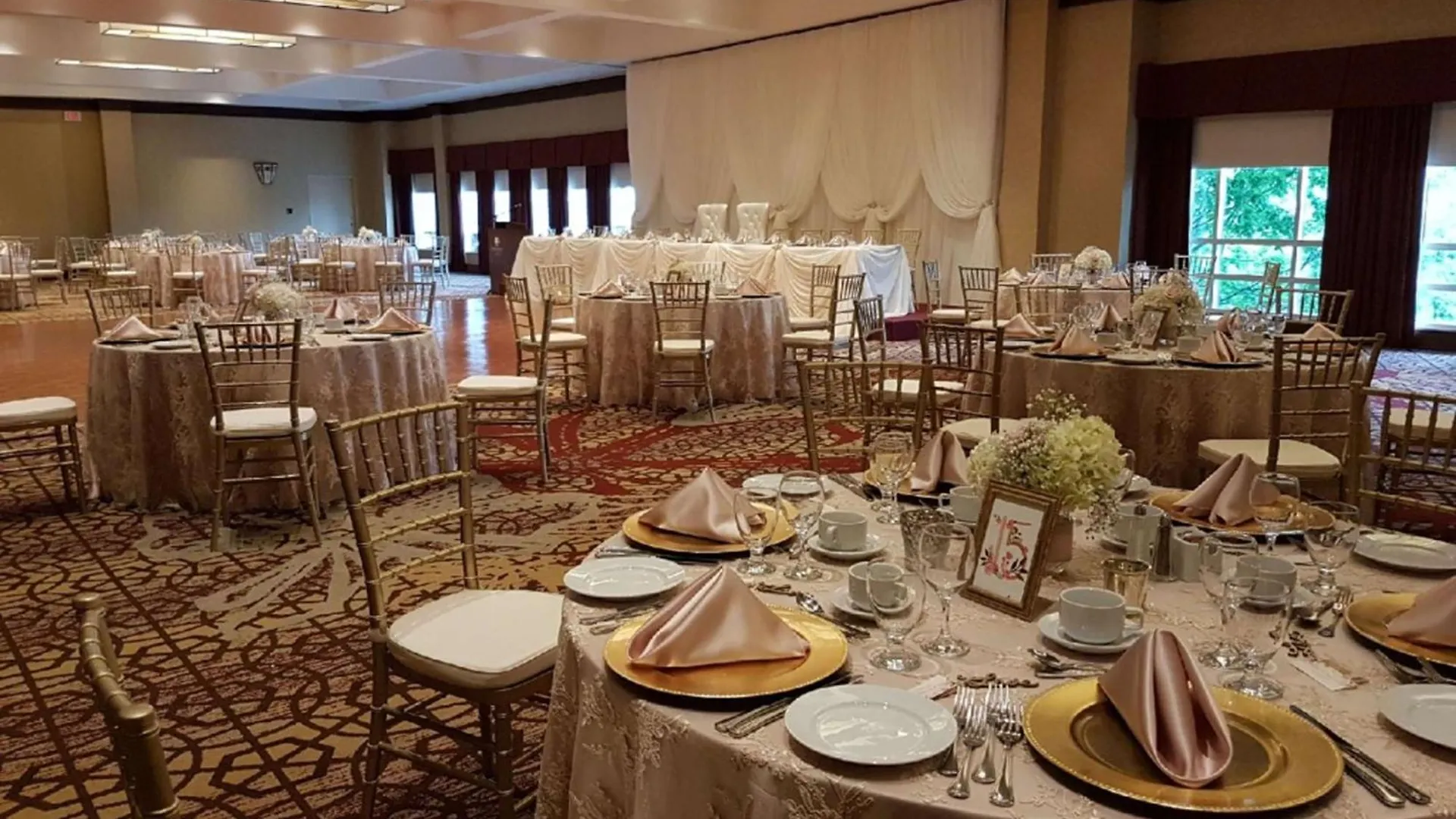 Doubletree Fallsview Resort & Spa By Hilton - Niagara Falls 4*,